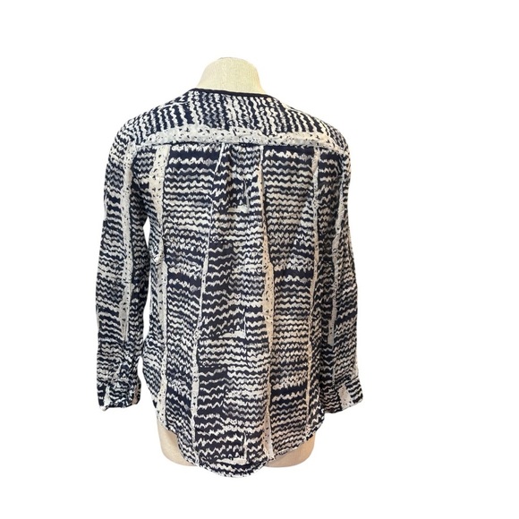 Trina Turk Womens Blouse Lightweight Cotton Woven Silk Ikat Collarless Sz. M - Picture 5 of 9